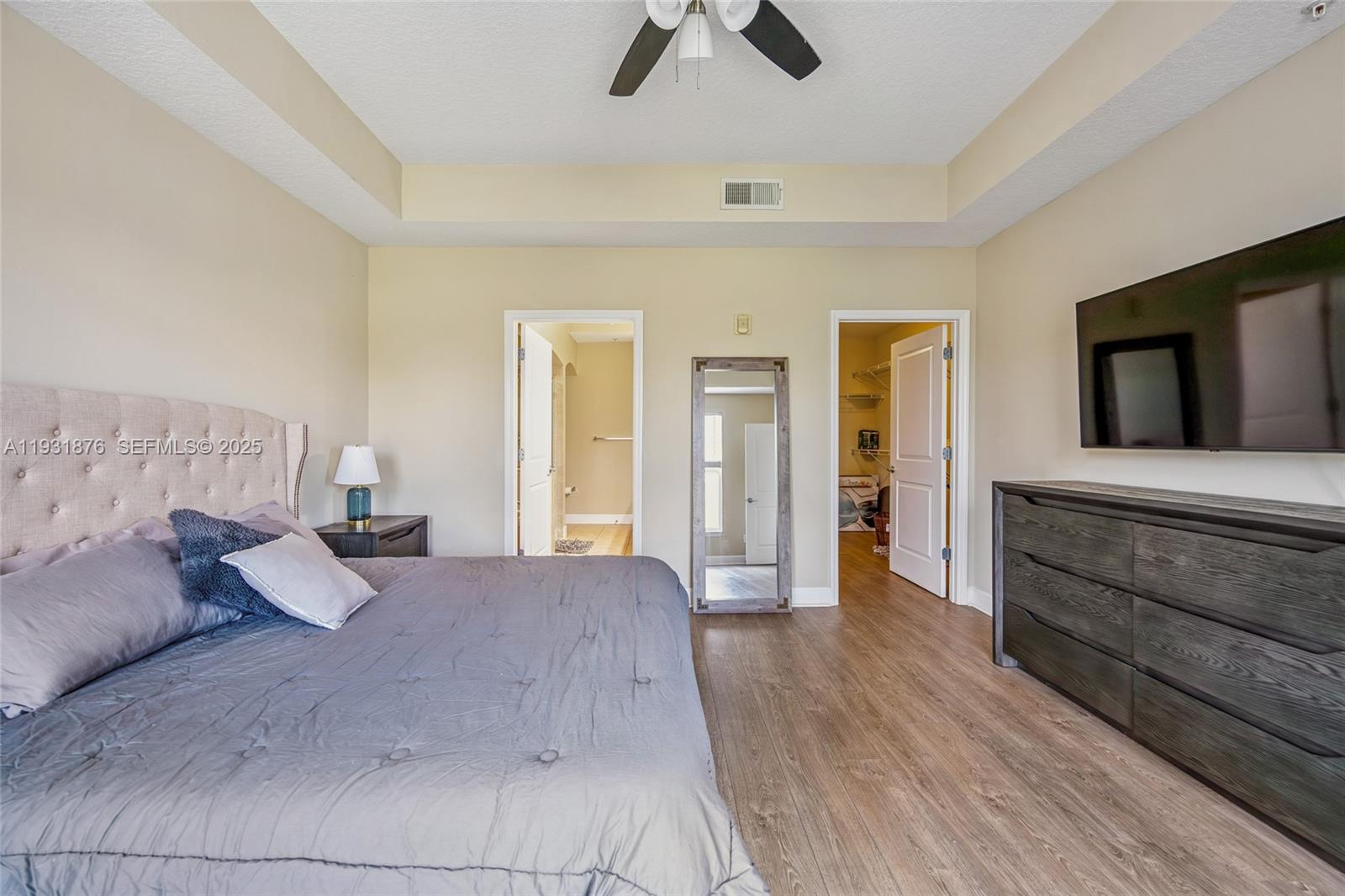 ARTISAN CLUB CONDOMINIUM P - Residential