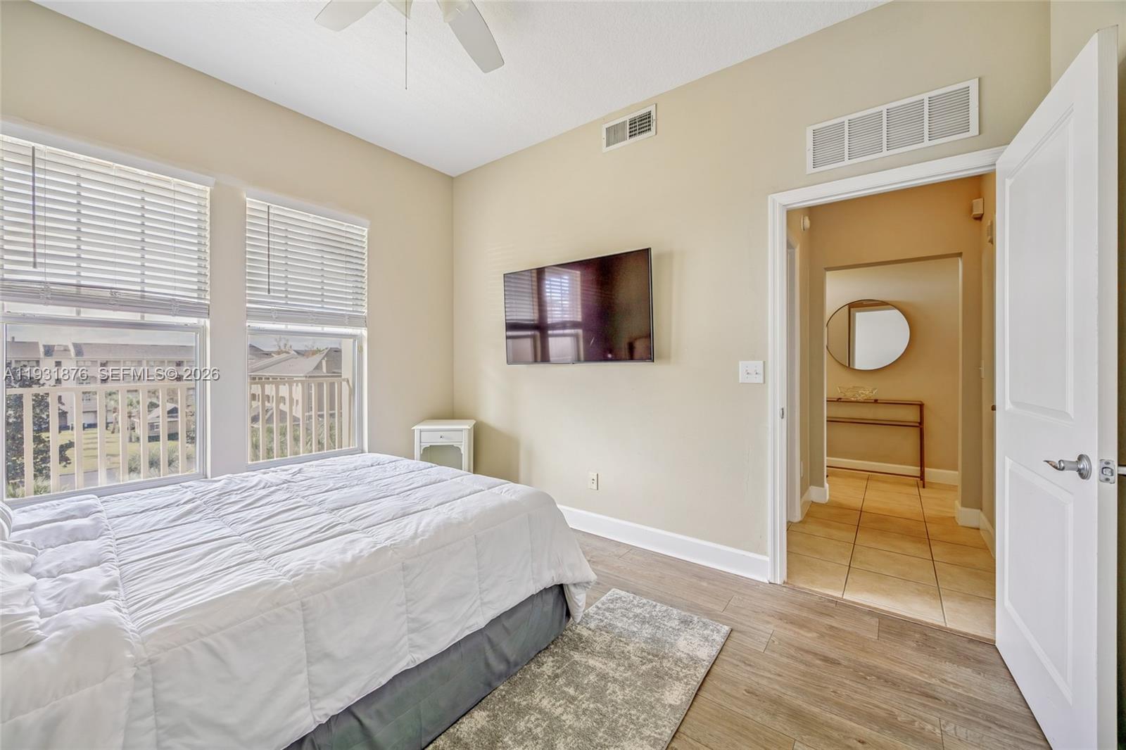 ARTISAN CLUB CONDOMINIUM P - Residential