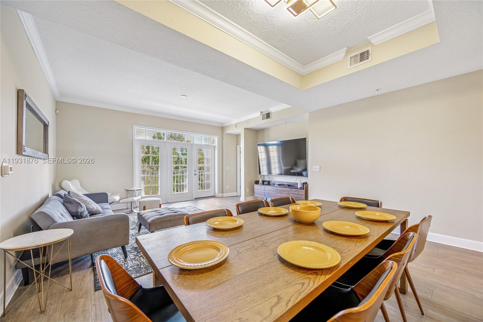 ARTISAN CLUB CONDOMINIUM P - Residential