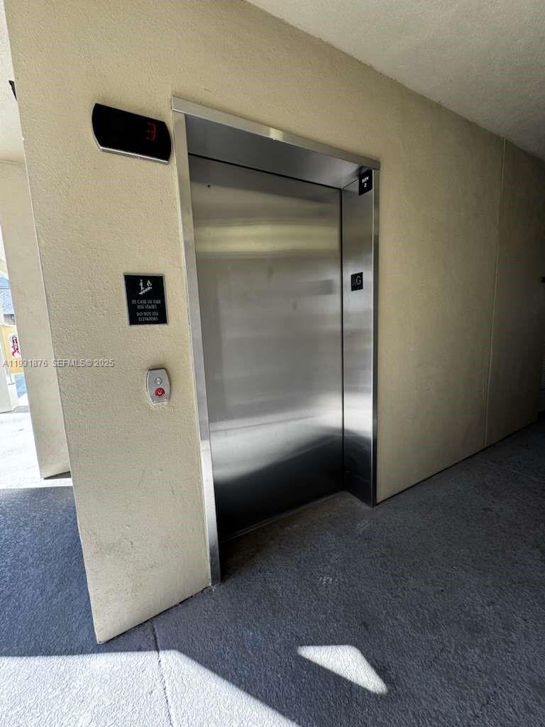 ARTISAN CLUB CONDOMINIUM P - Residential