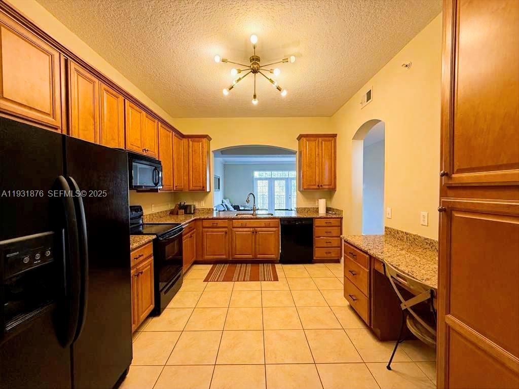 ARTISAN CLUB CONDOMINIUM P - Residential