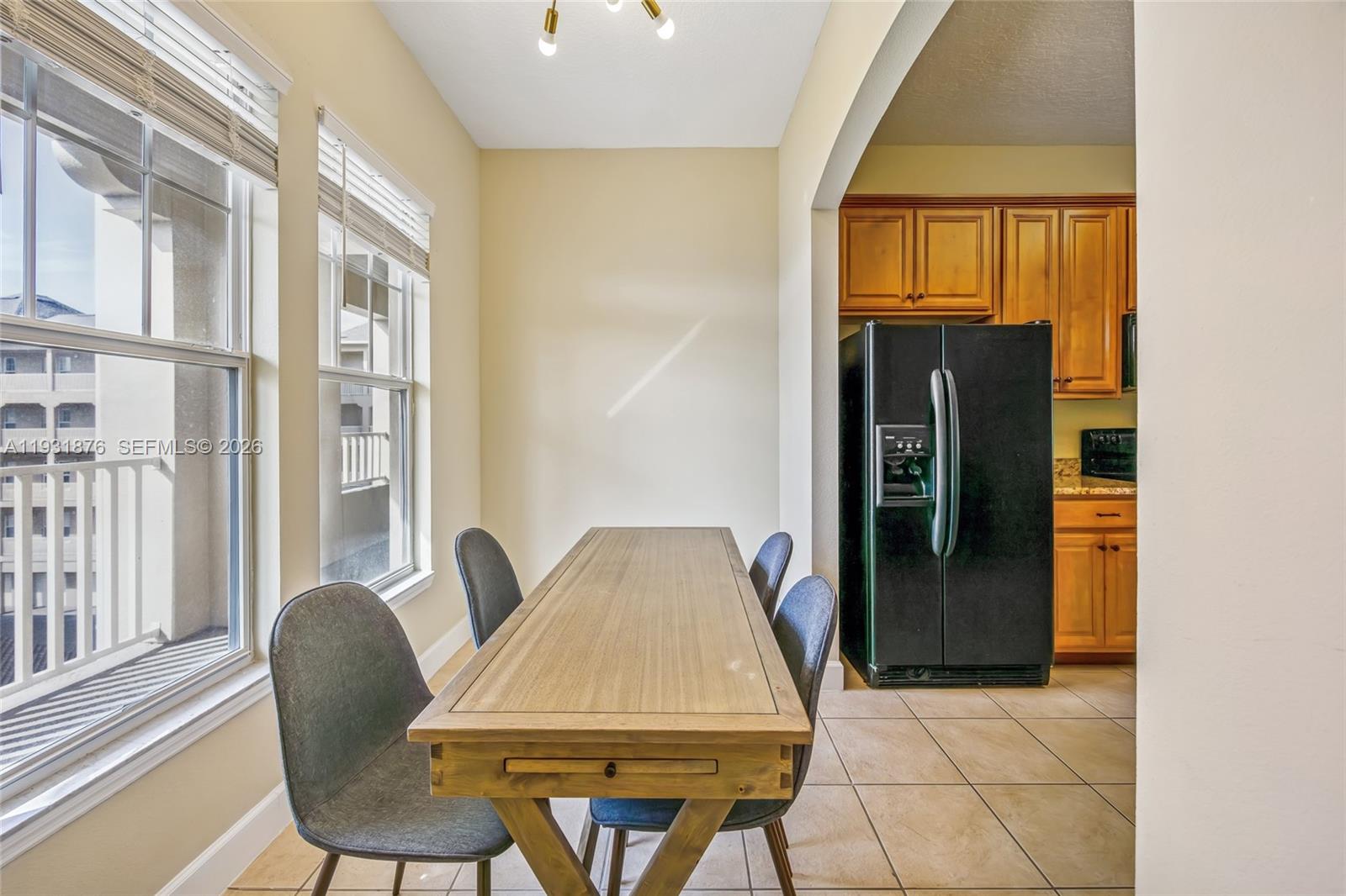 ARTISAN CLUB CONDOMINIUM P - Residential