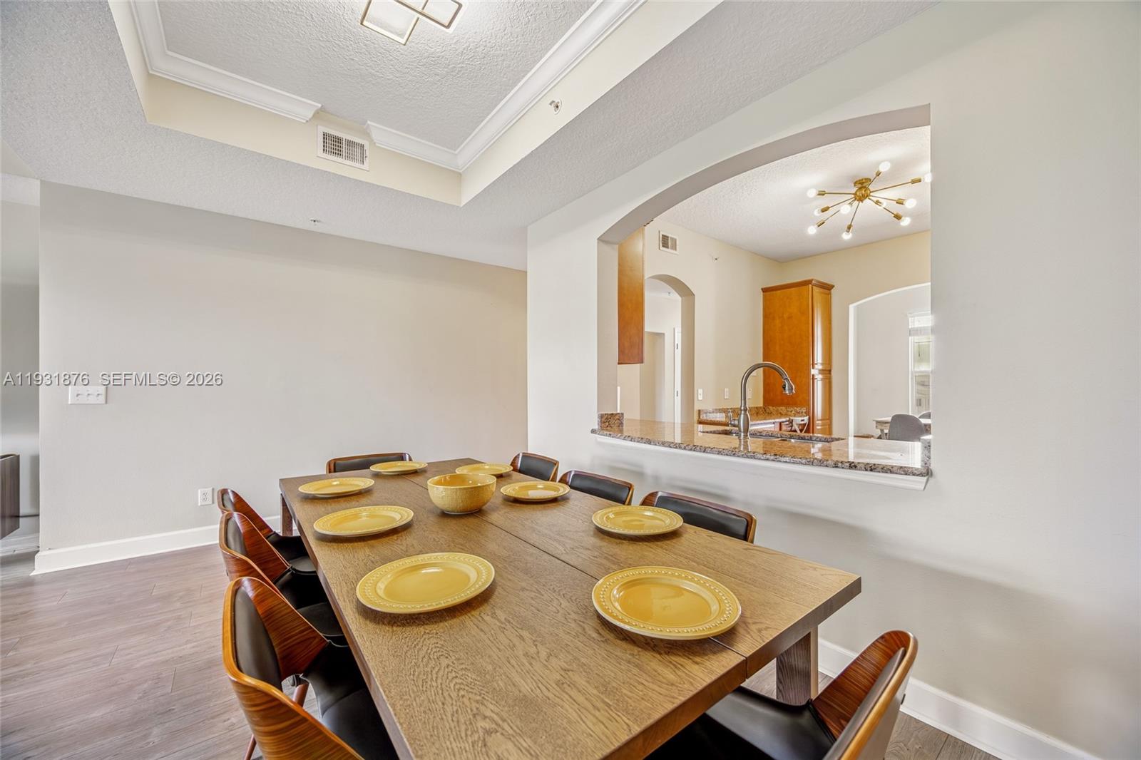 ARTISAN CLUB CONDOMINIUM P - Residential