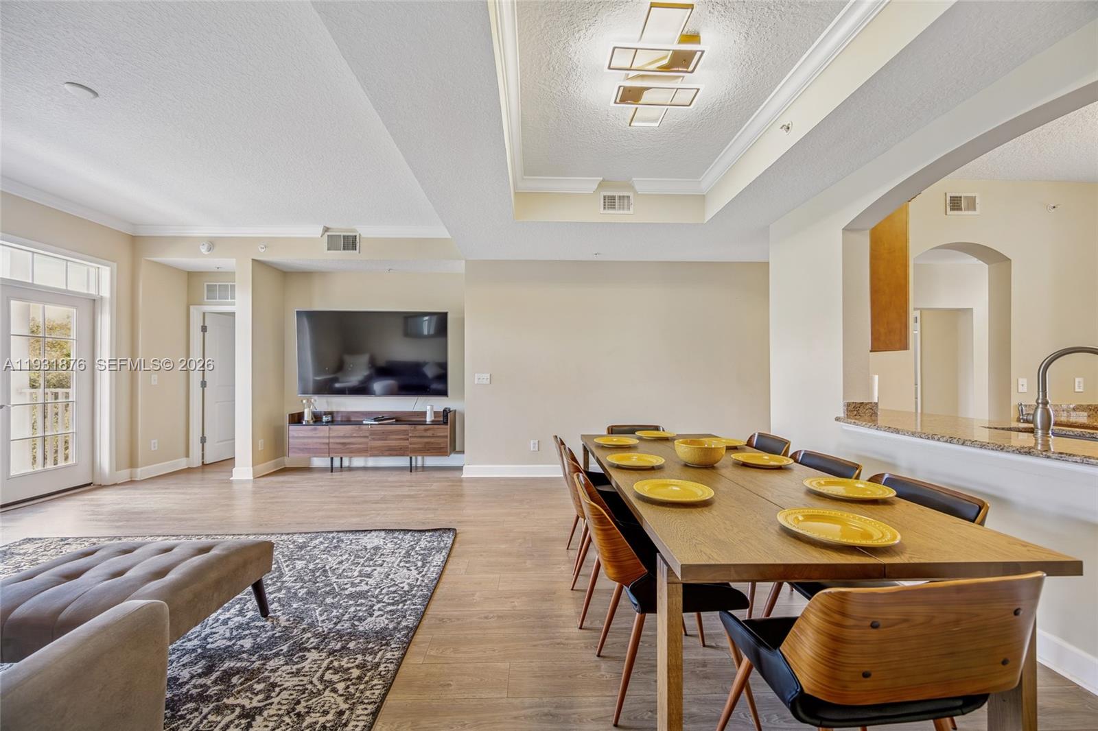 ARTISAN CLUB CONDOMINIUM P - Residential