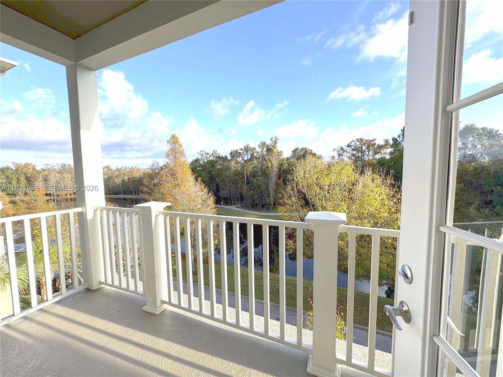 ARTISAN CLUB CONDOMINIUM P - Residential