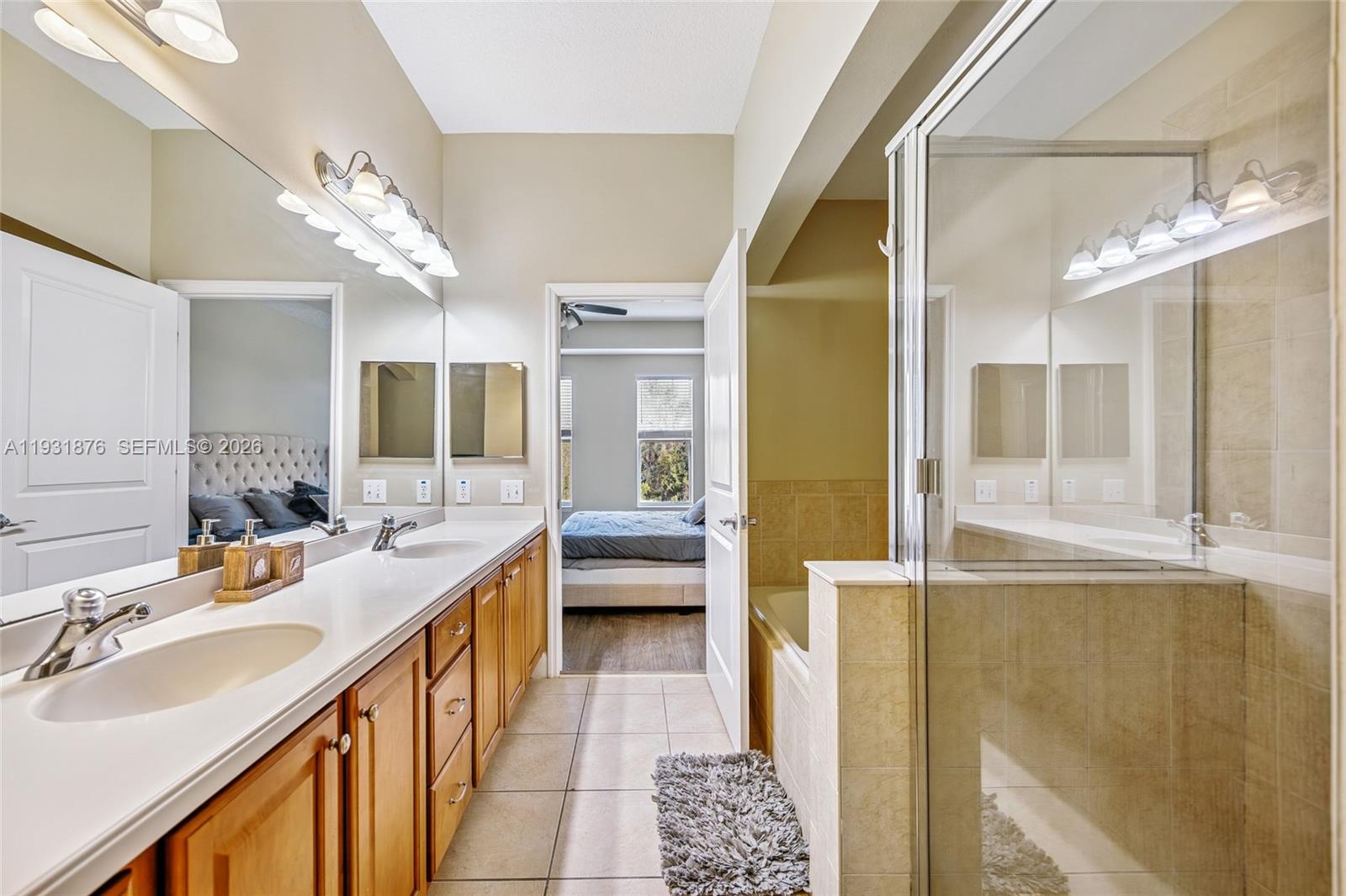 ARTISAN CLUB CONDOMINIUM P - Residential