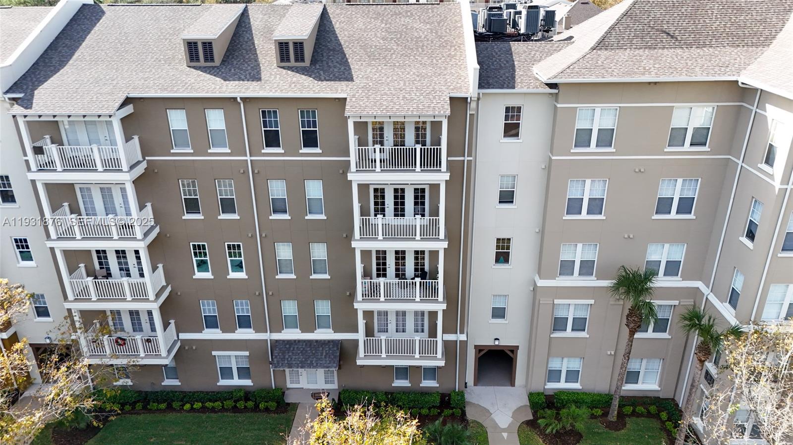 ARTISAN CLUB CONDOMINIUM P - Residential