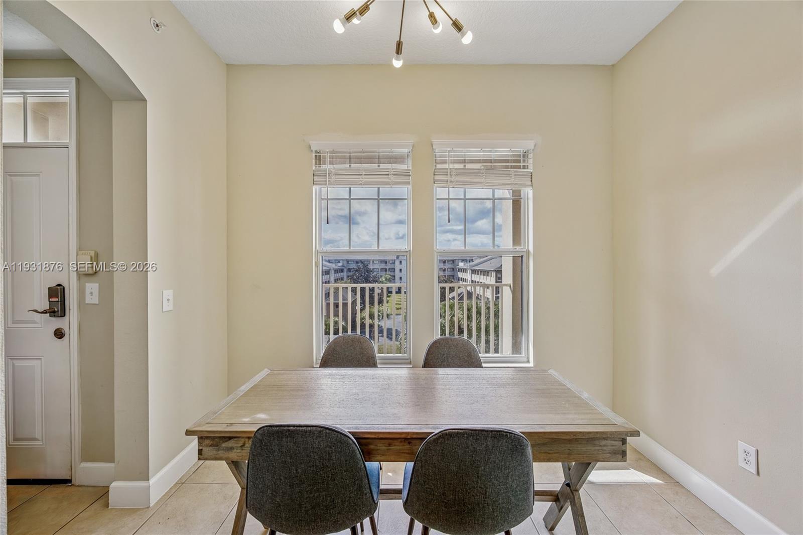 ARTISAN CLUB CONDOMINIUM P - Residential