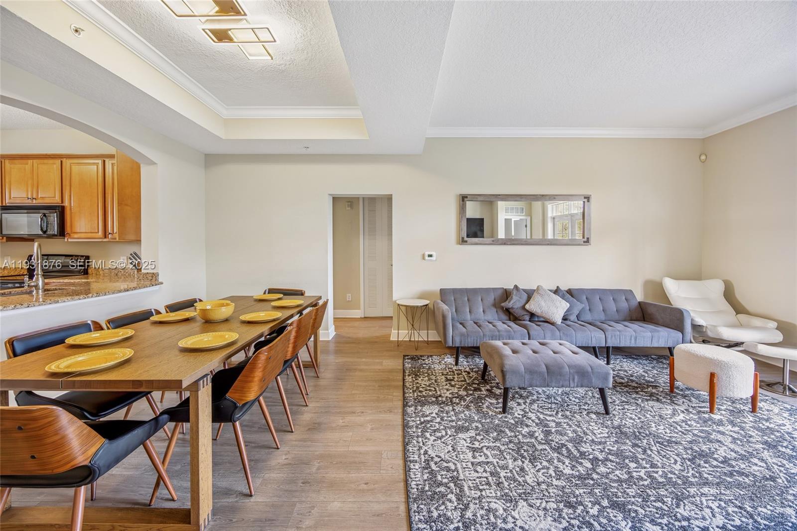 ARTISAN CLUB CONDOMINIUM P - Residential