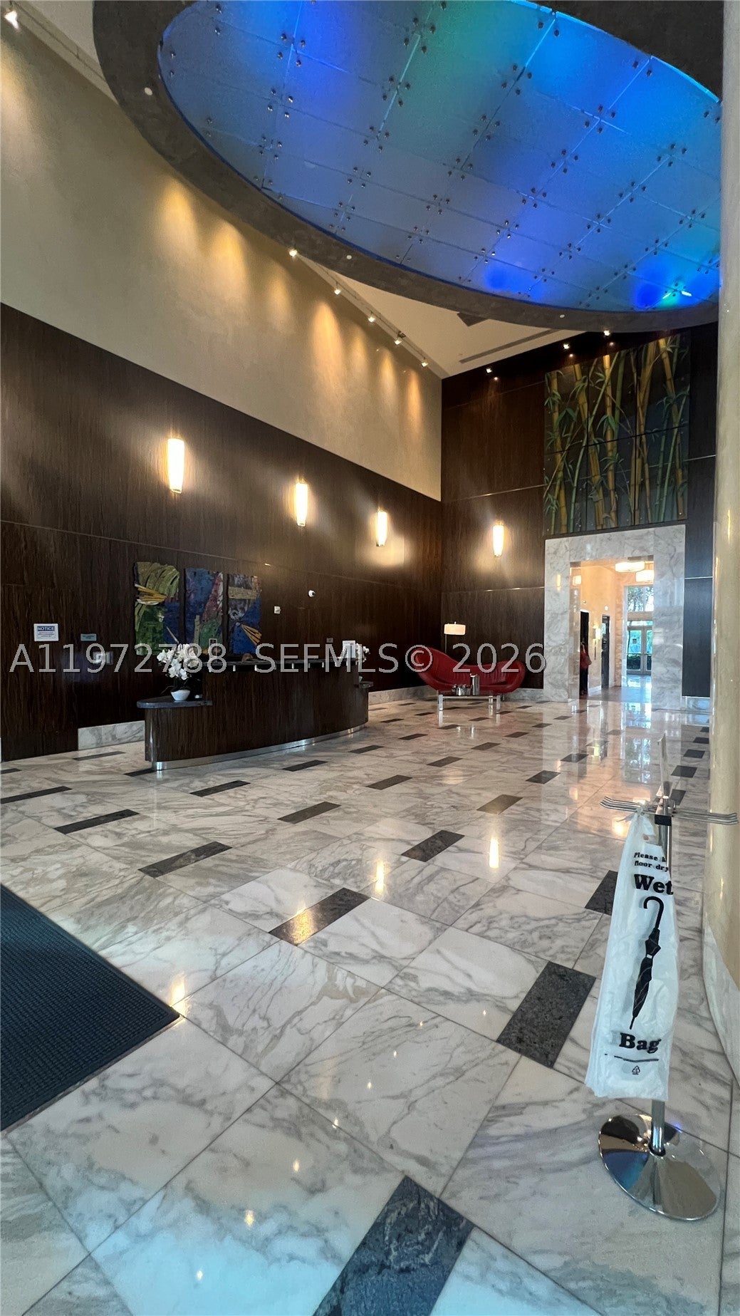 185 SW 7th St 2202