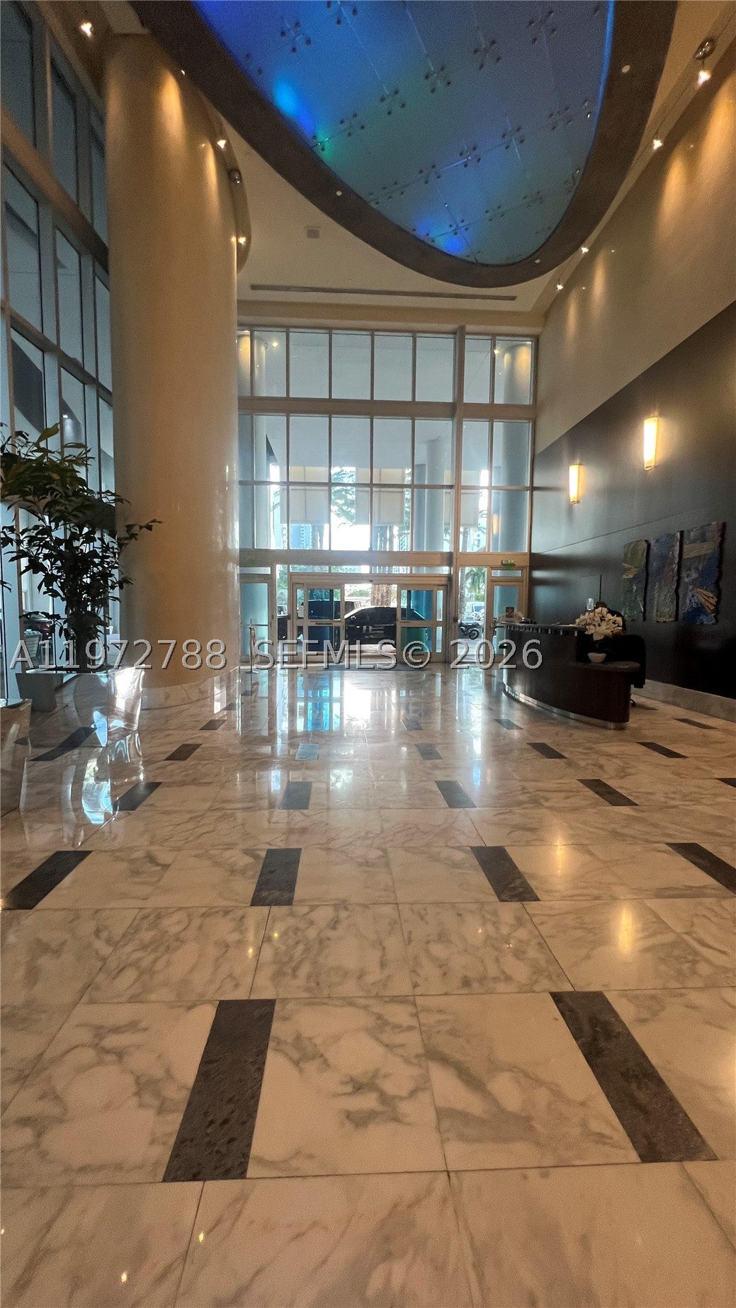185 SW 7th St 2202