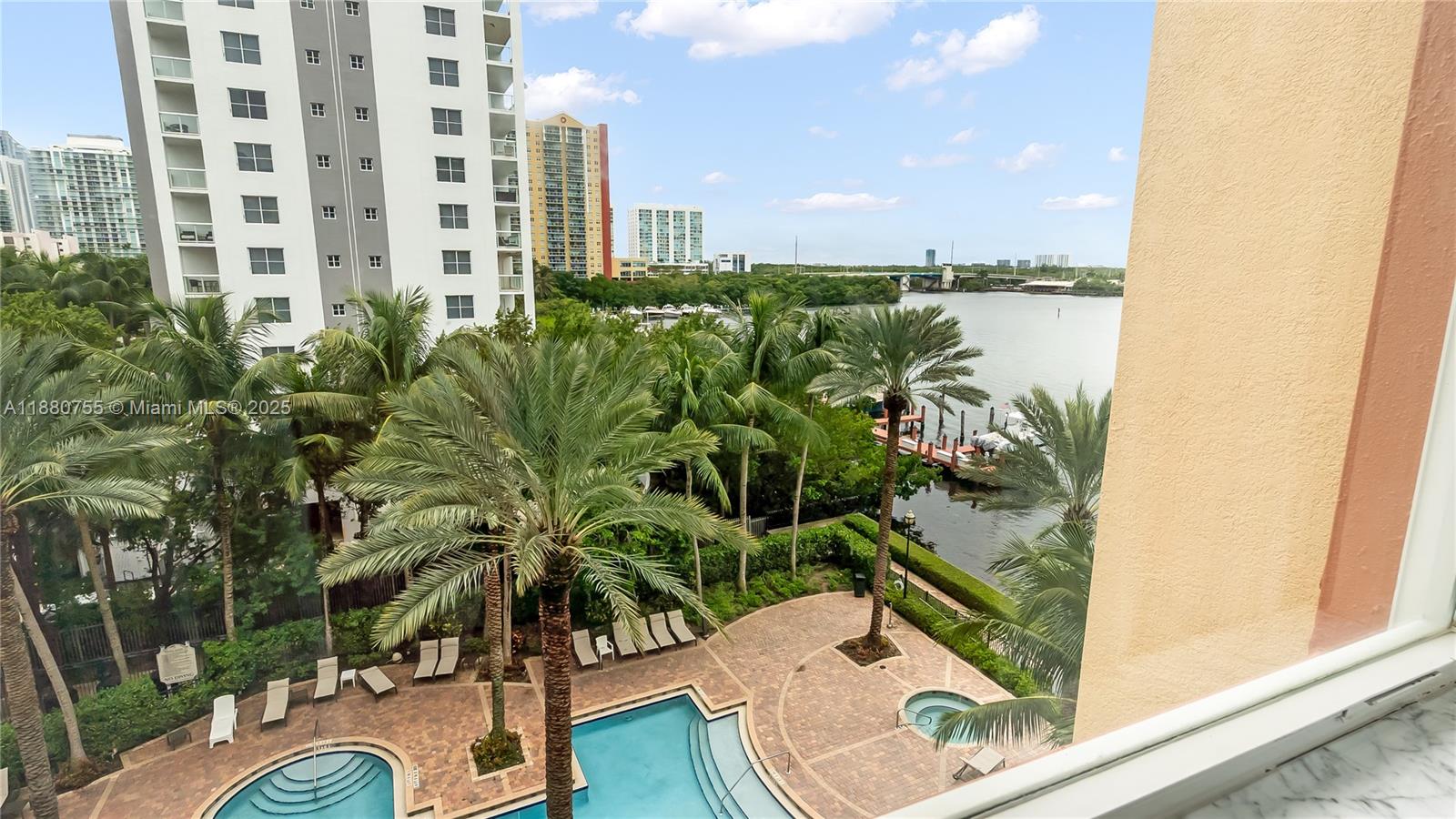 PORTO BELLAGIO CONDO - Residential Lease