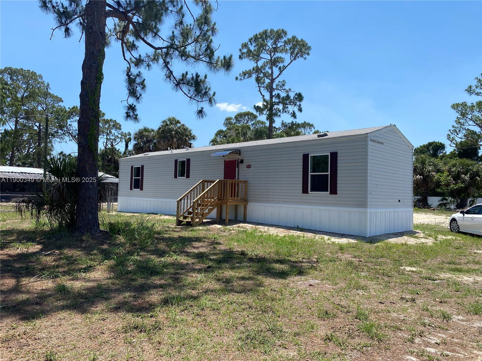 8018 Grady Dr