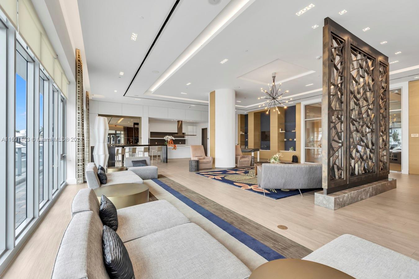 Marina Palms - Residential