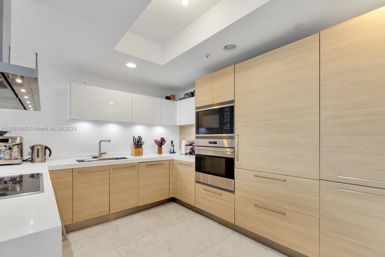 Marina Palms - Residential