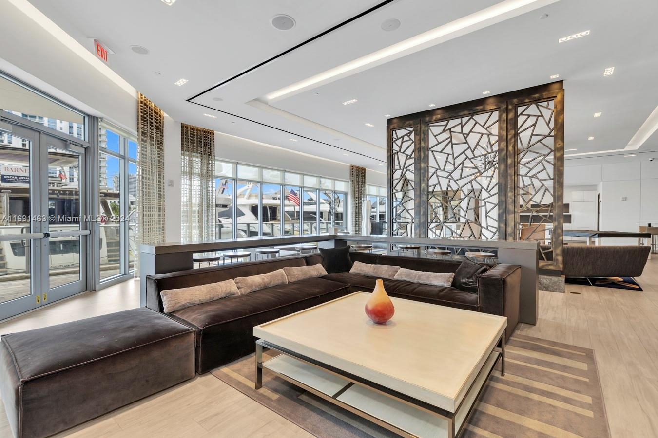 Marina Palms - Residential