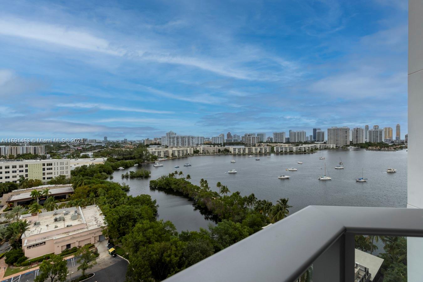 Marina Palms - Residential