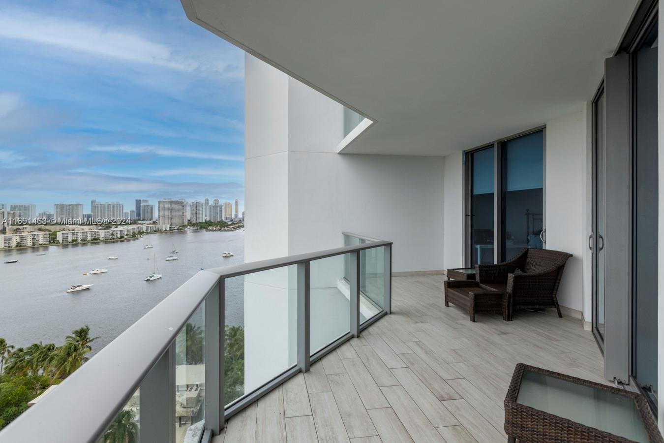 Marina Palms - Residential