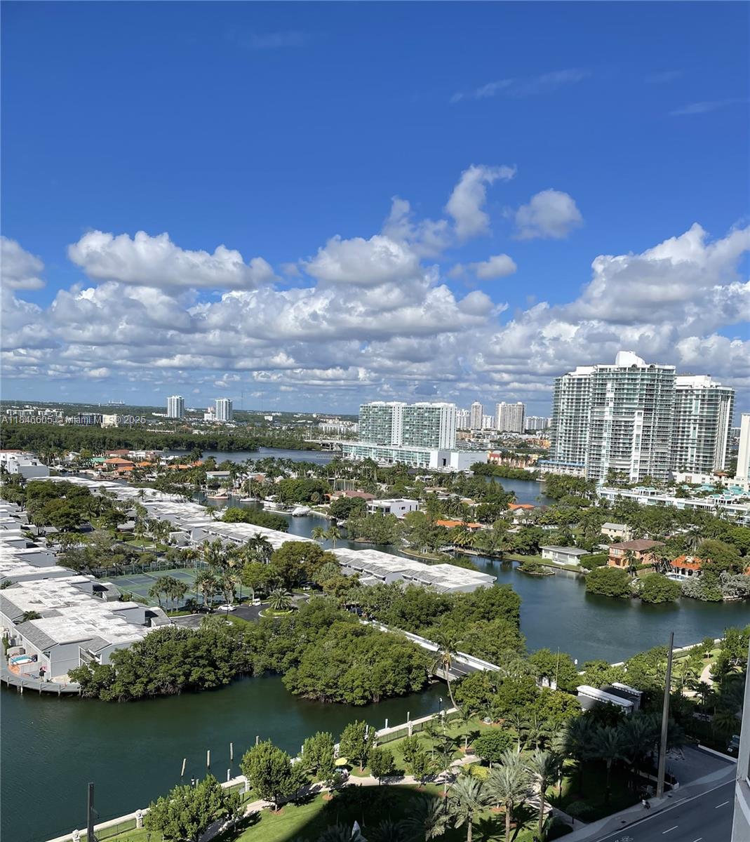 Experience oceanfront living at the prestigious Trump Tower I. This fully furnished 2-bed, 2-bath unit offers
stunning sunset views from an expansive terrace, marble floors, and Bosch appliances. Enjoy upscale amenities
such as a spa, gym, beach service, and more. 6 MONTH rental option also available.