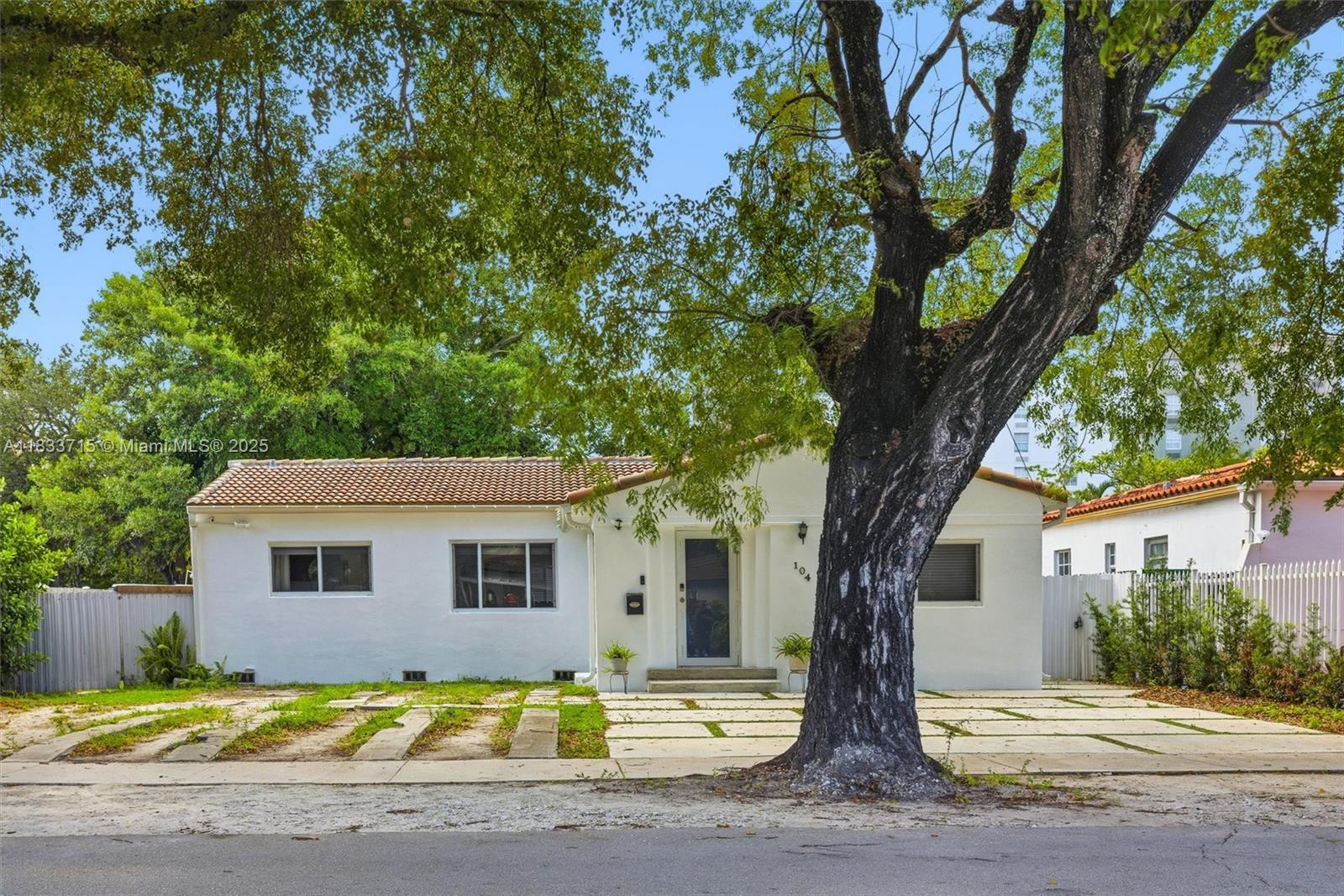 STADLER GROVE - Residential