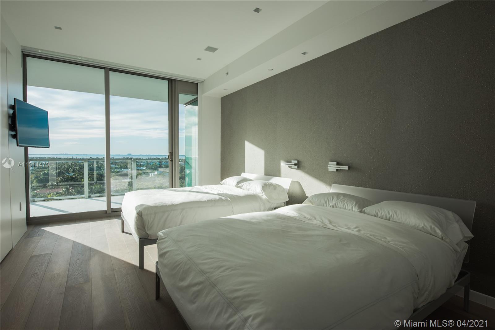 OCEANA KEY BISCAYNE CONDO - Residential