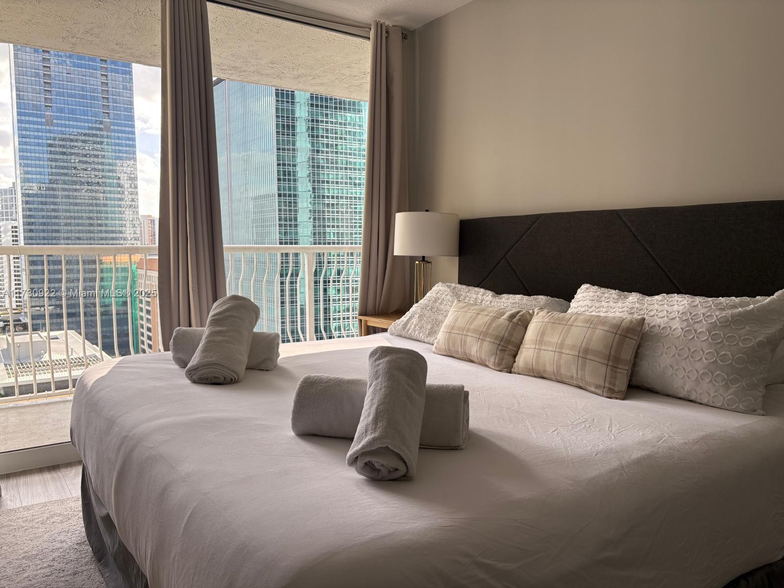 THE CLUB AT BRICKELL BAY - Residential