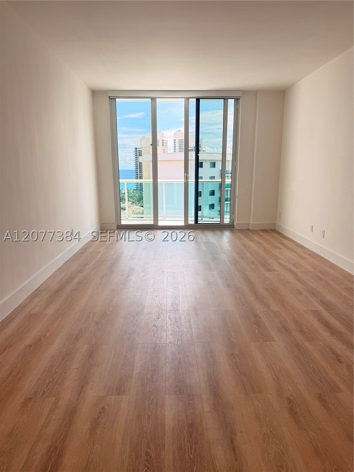 19390 Collins Ave PH-24