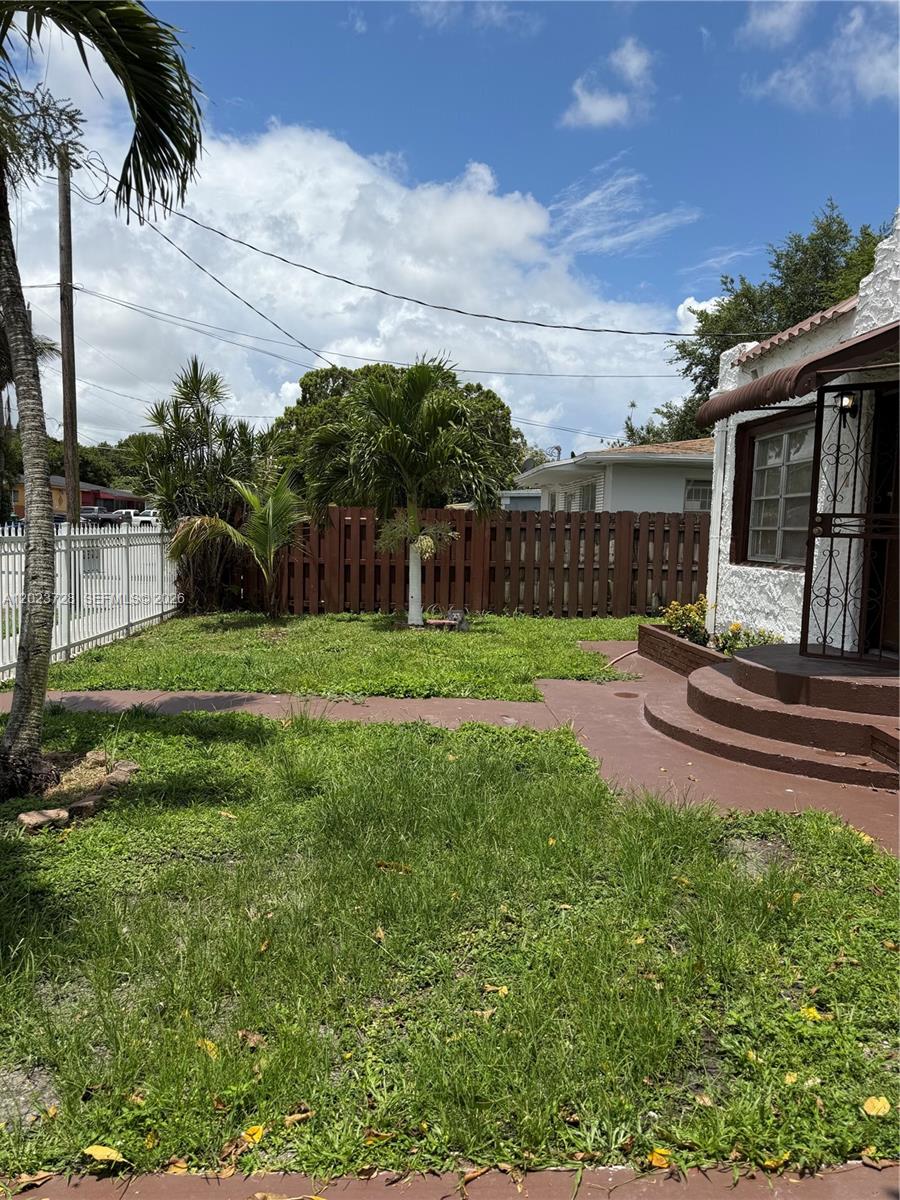 FLORAL PK 1ST AMD - Residential
