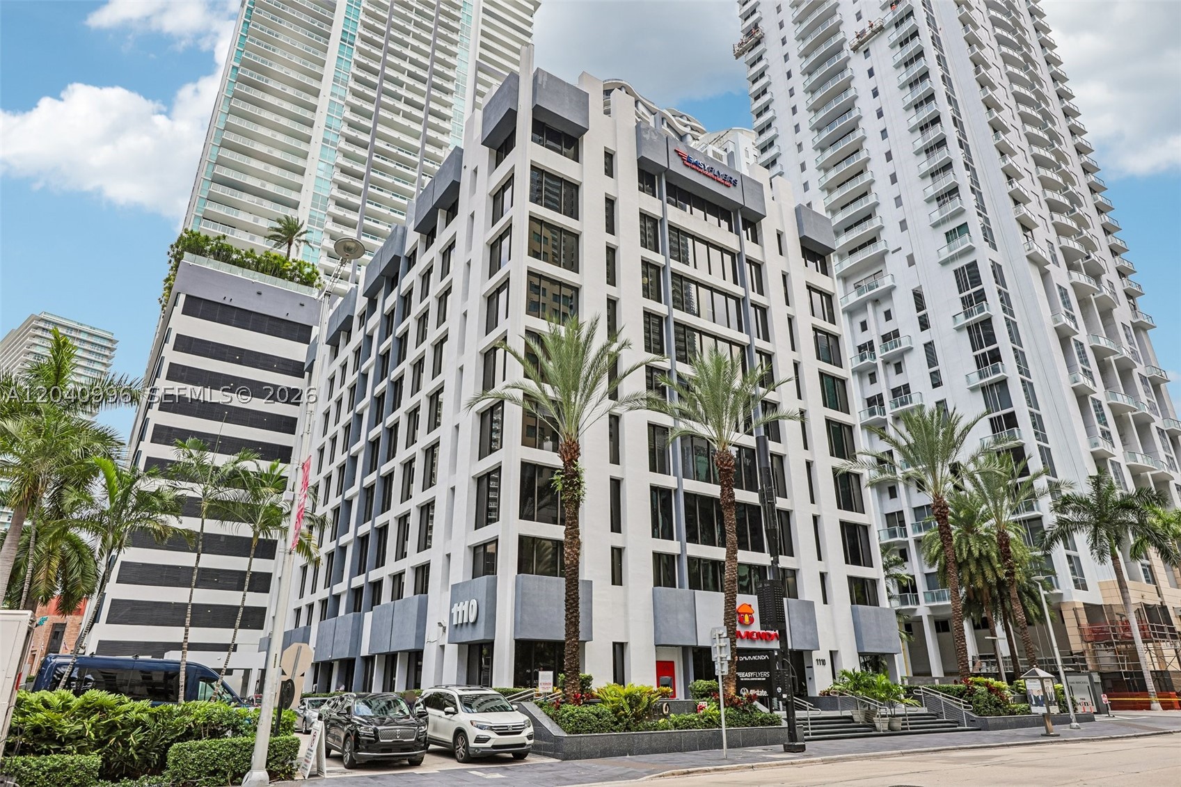 1110 Brickell Ave 512