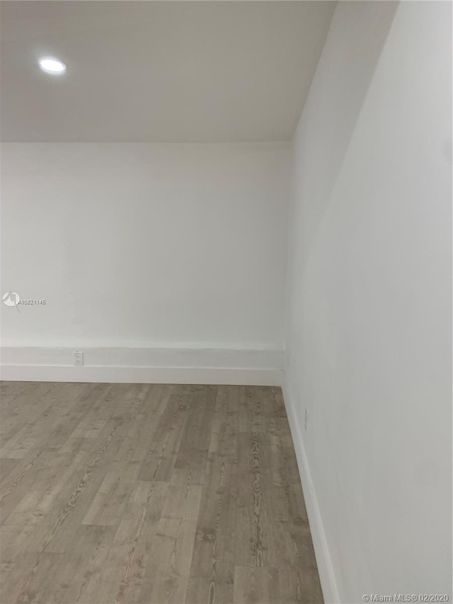 RAINBOW PARK - Residential