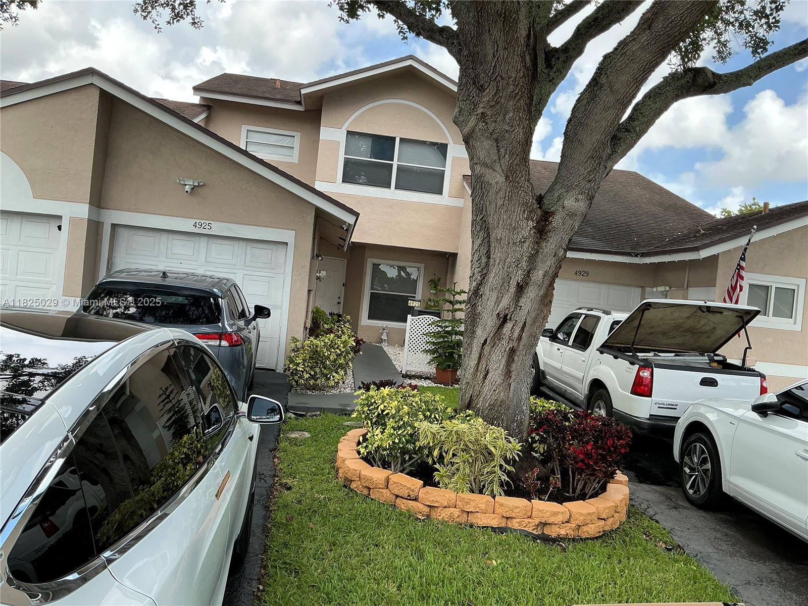 Property for Sale at 4925 W Lakes Dr, Deerfield Beach, Broward County, Florida - Bedrooms: 3 
Bathrooms: 3  - $450,000