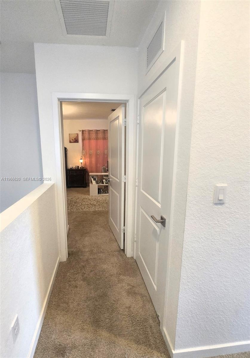 ROYAL HOMES WEST - Residential