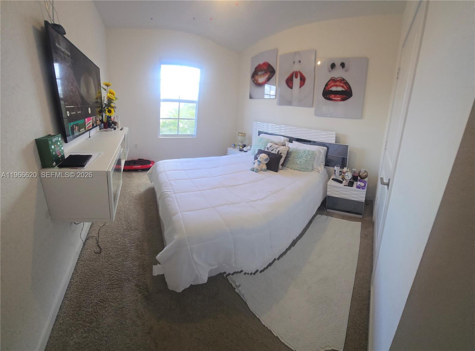 ROYAL HOMES WEST - Residential