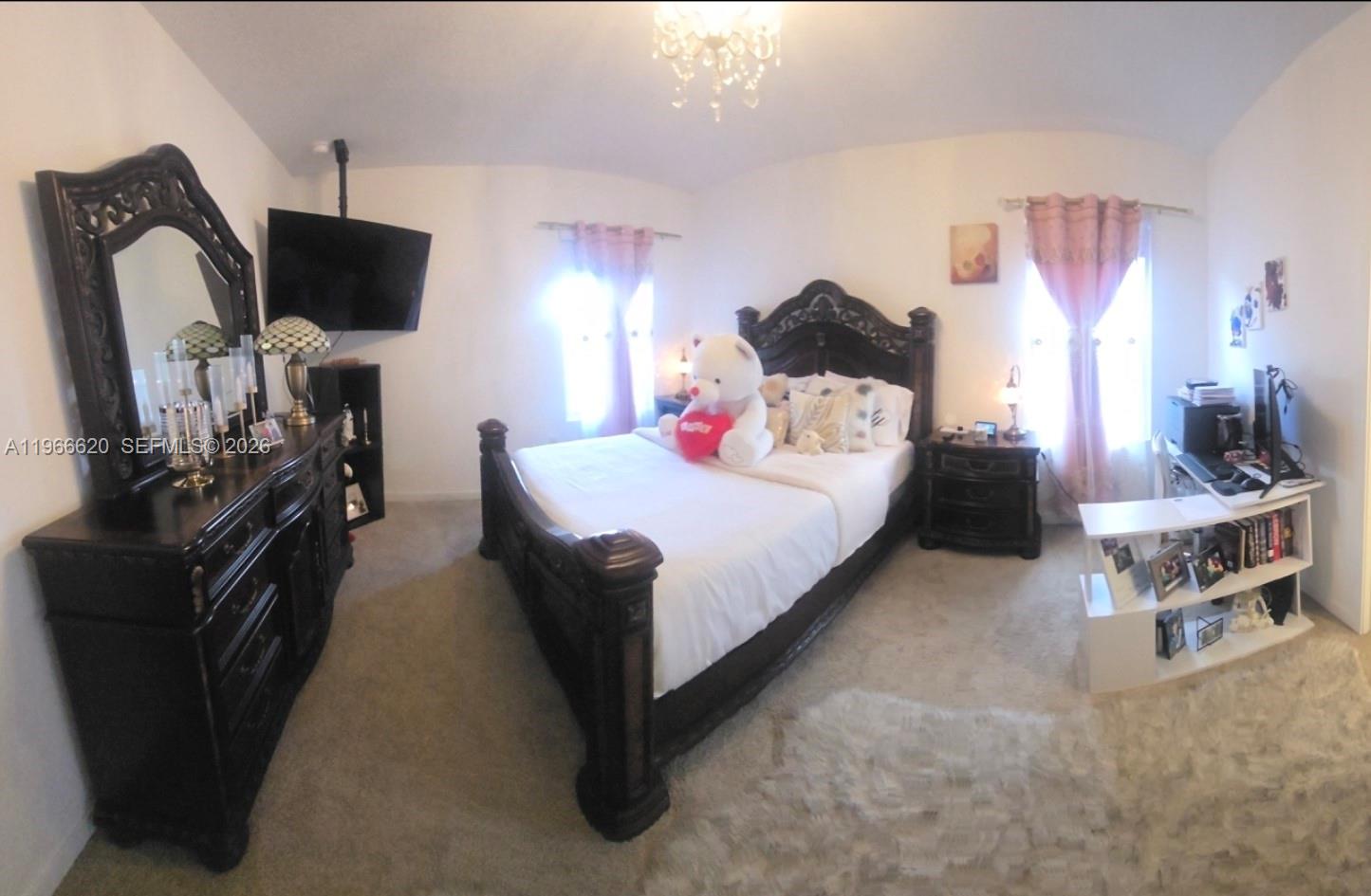 ROYAL HOMES WEST - Residential