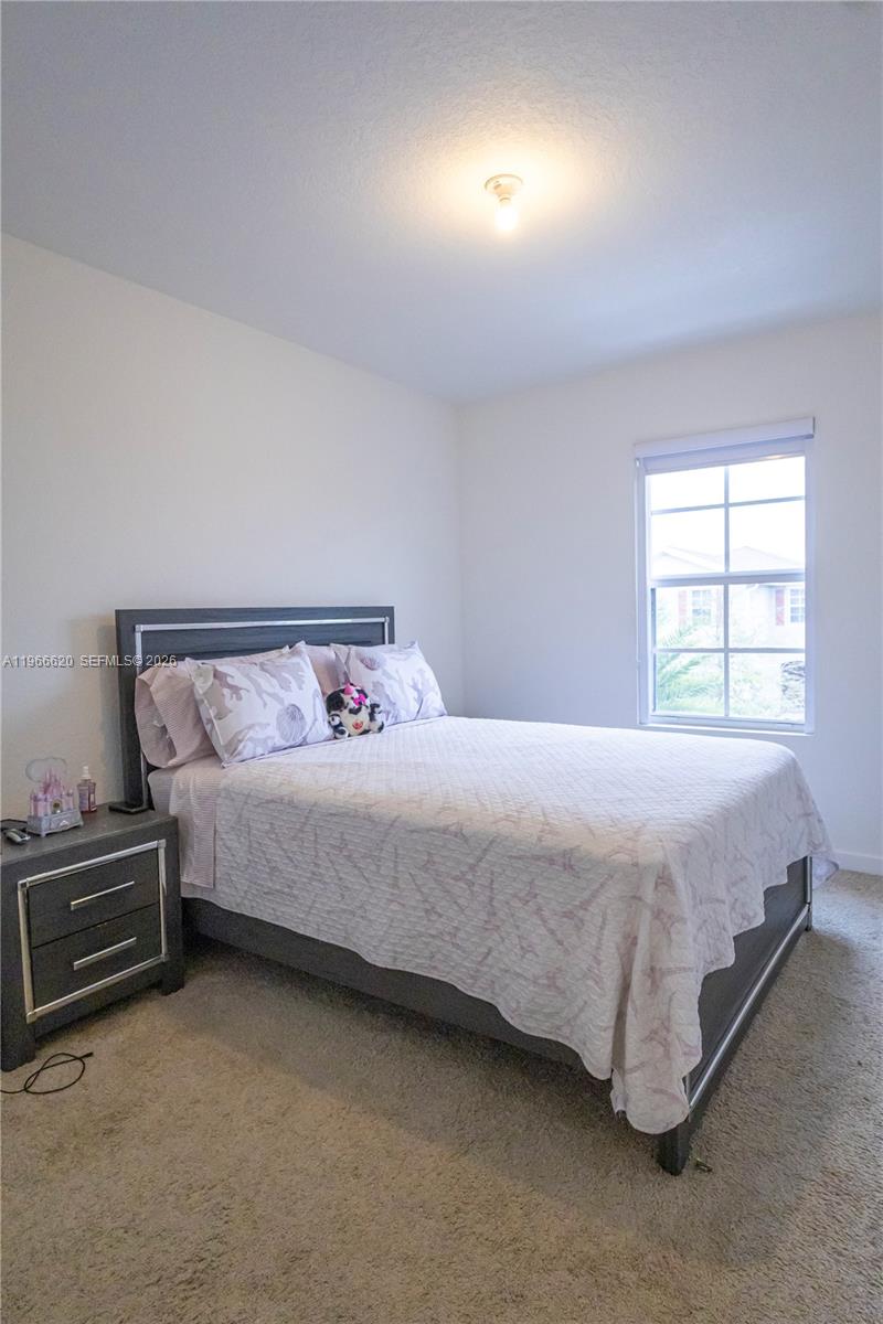 ROYAL HOMES WEST - Residential