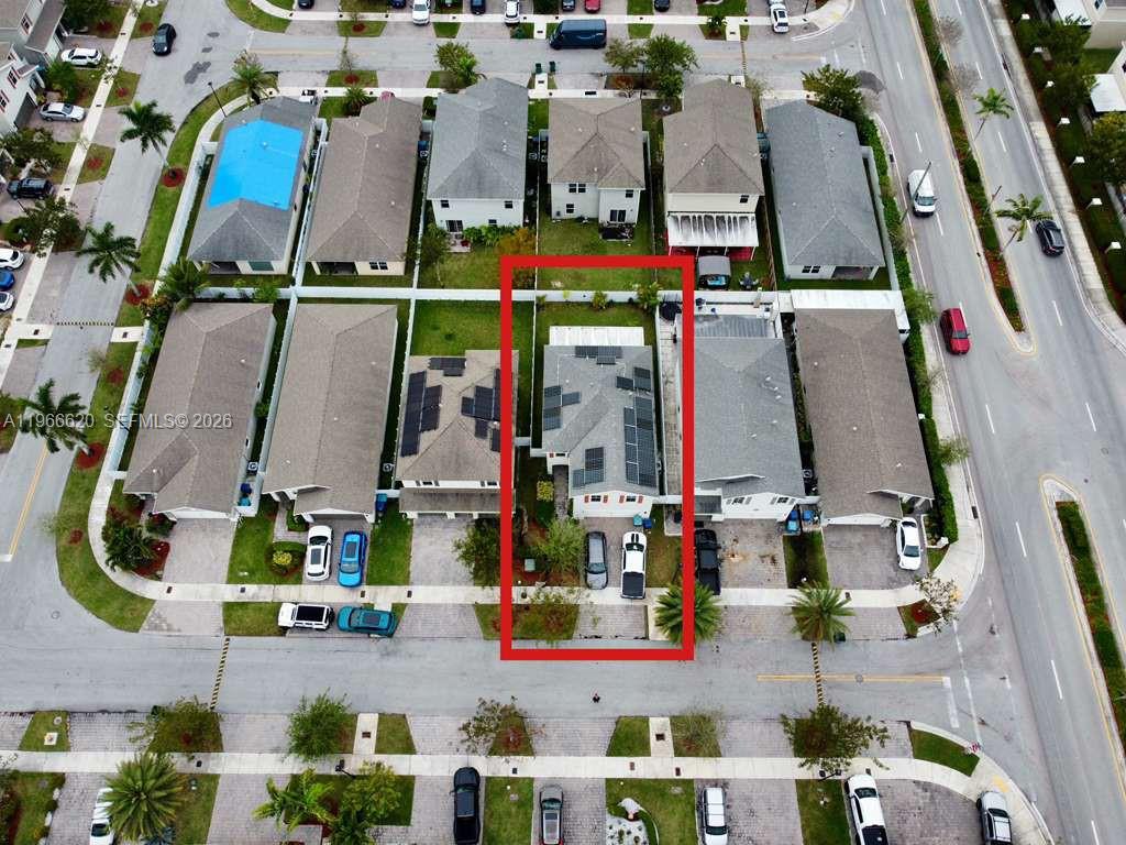 ROYAL HOMES WEST - Residential