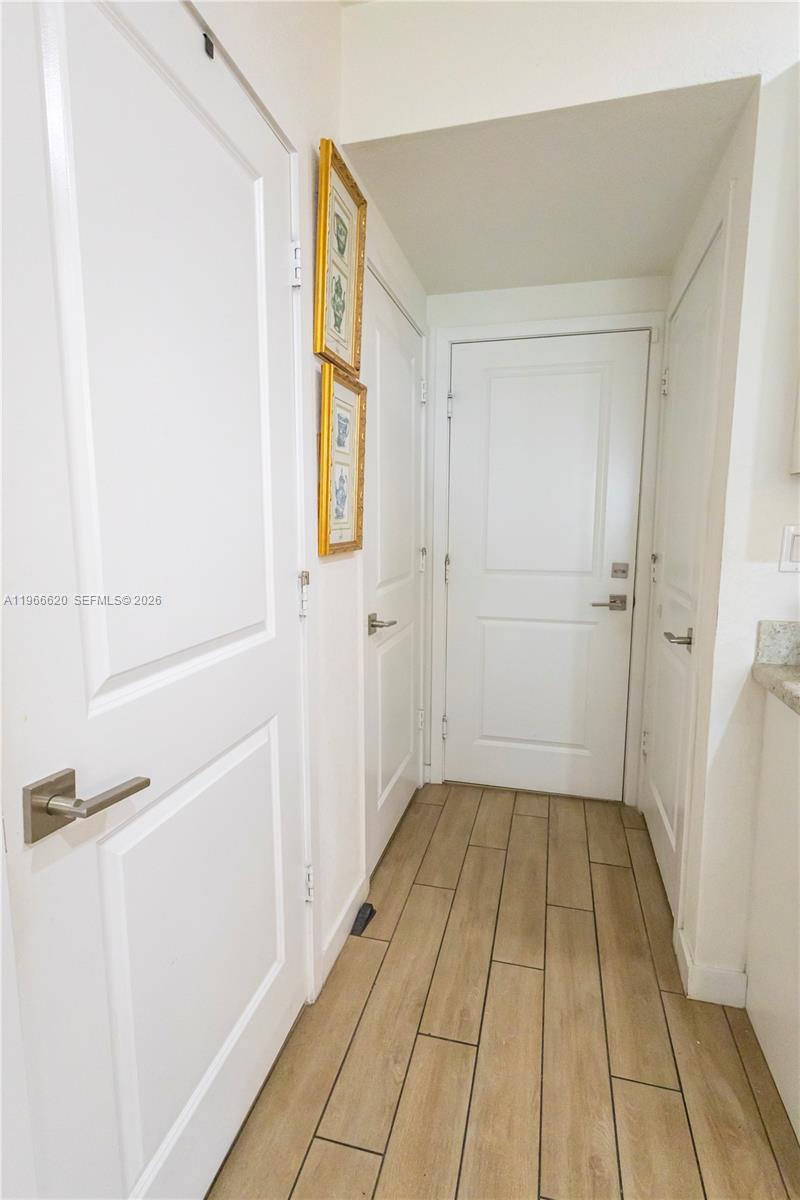 ROYAL HOMES WEST - Residential