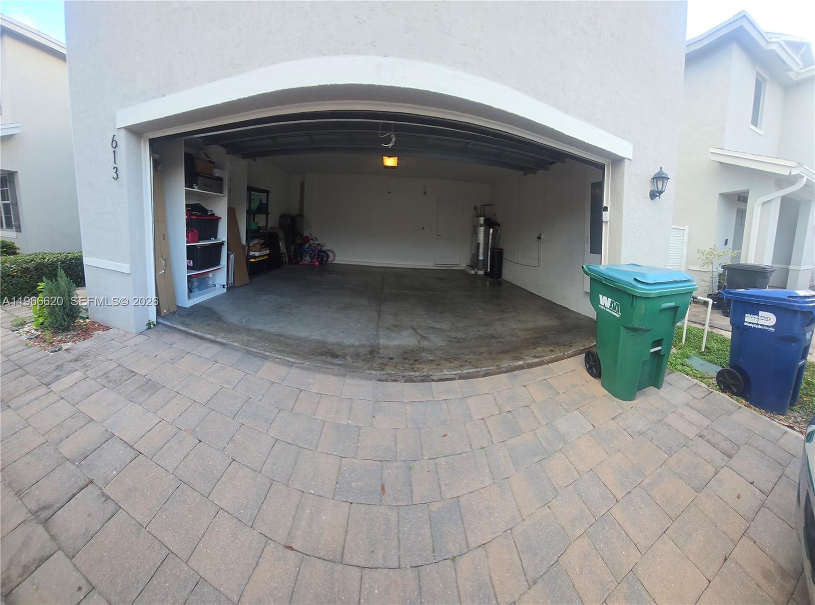 ROYAL HOMES WEST - Residential