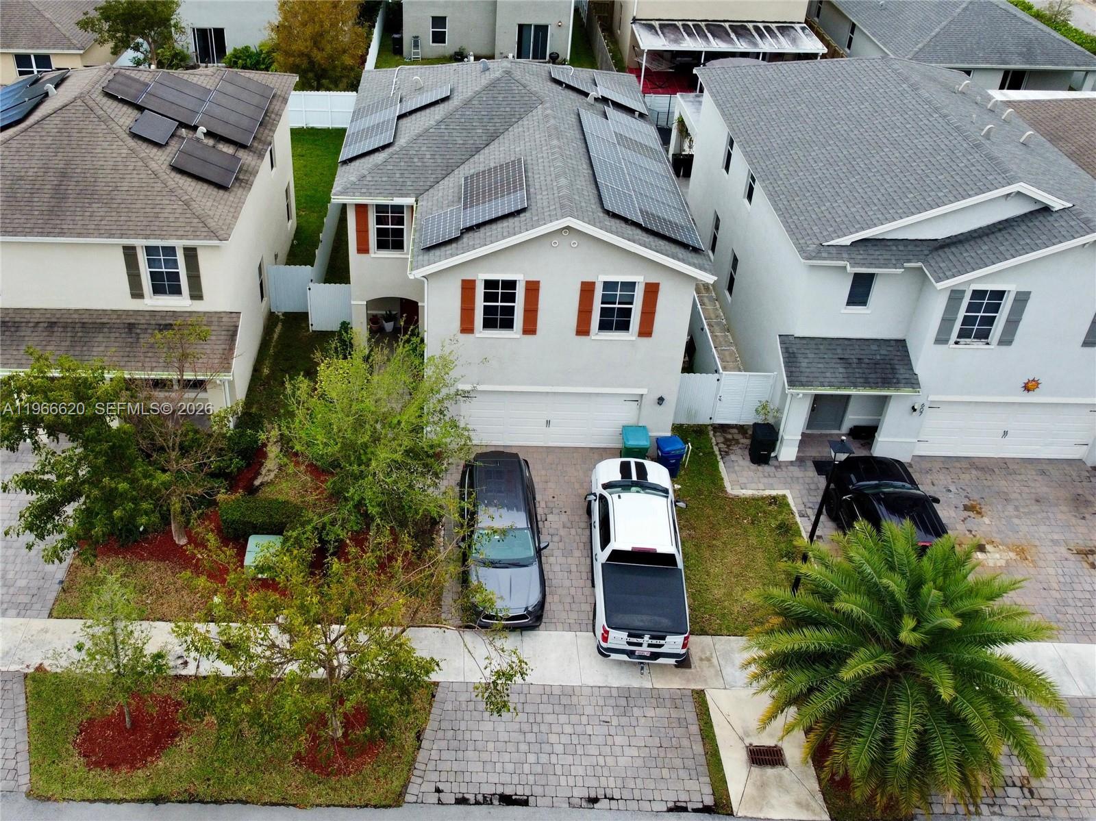 ROYAL HOMES WEST - Residential