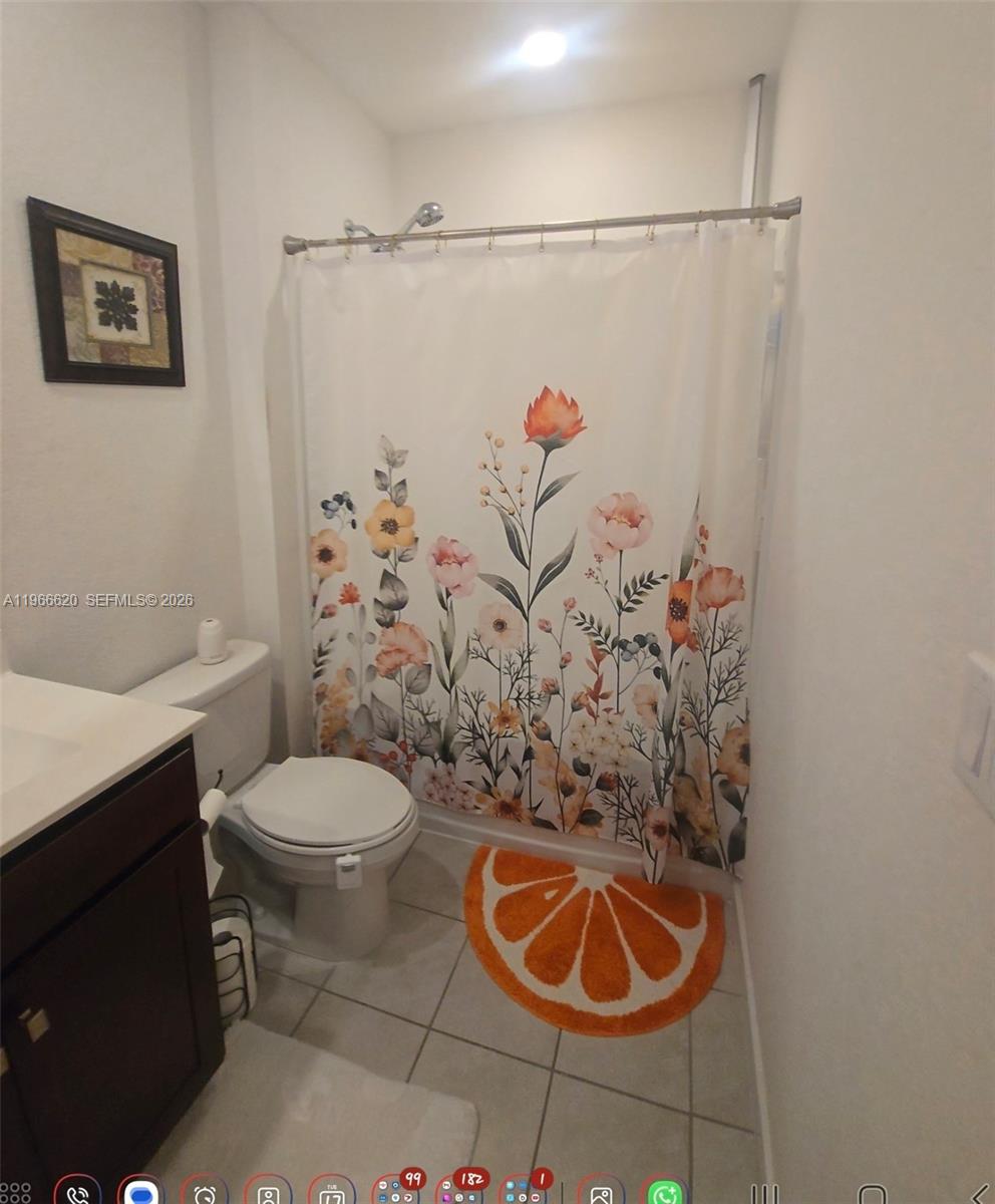 ROYAL HOMES WEST - Residential