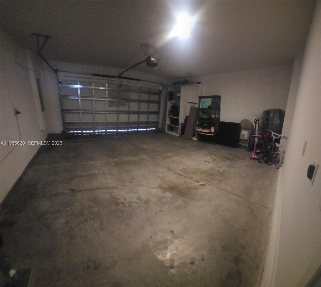 ROYAL HOMES WEST - Residential