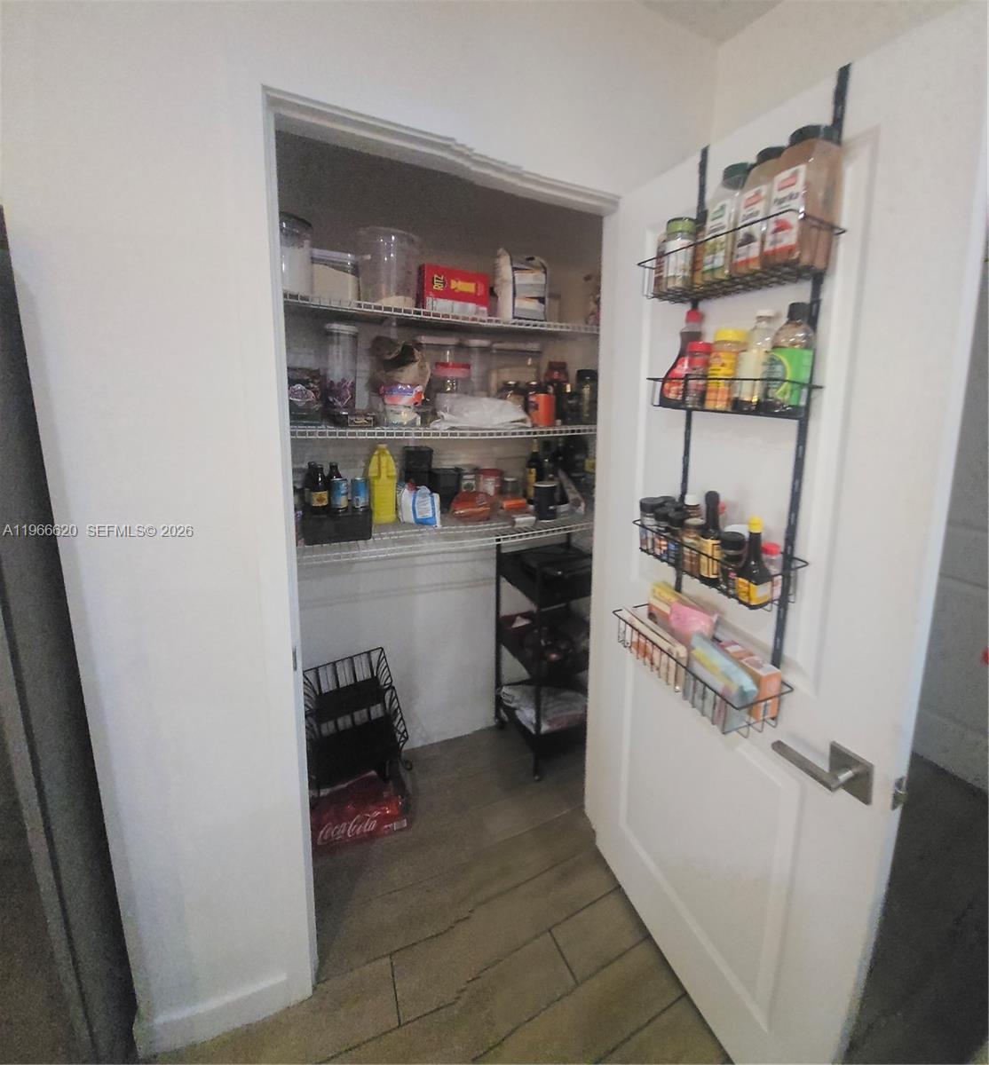 ROYAL HOMES WEST - Residential