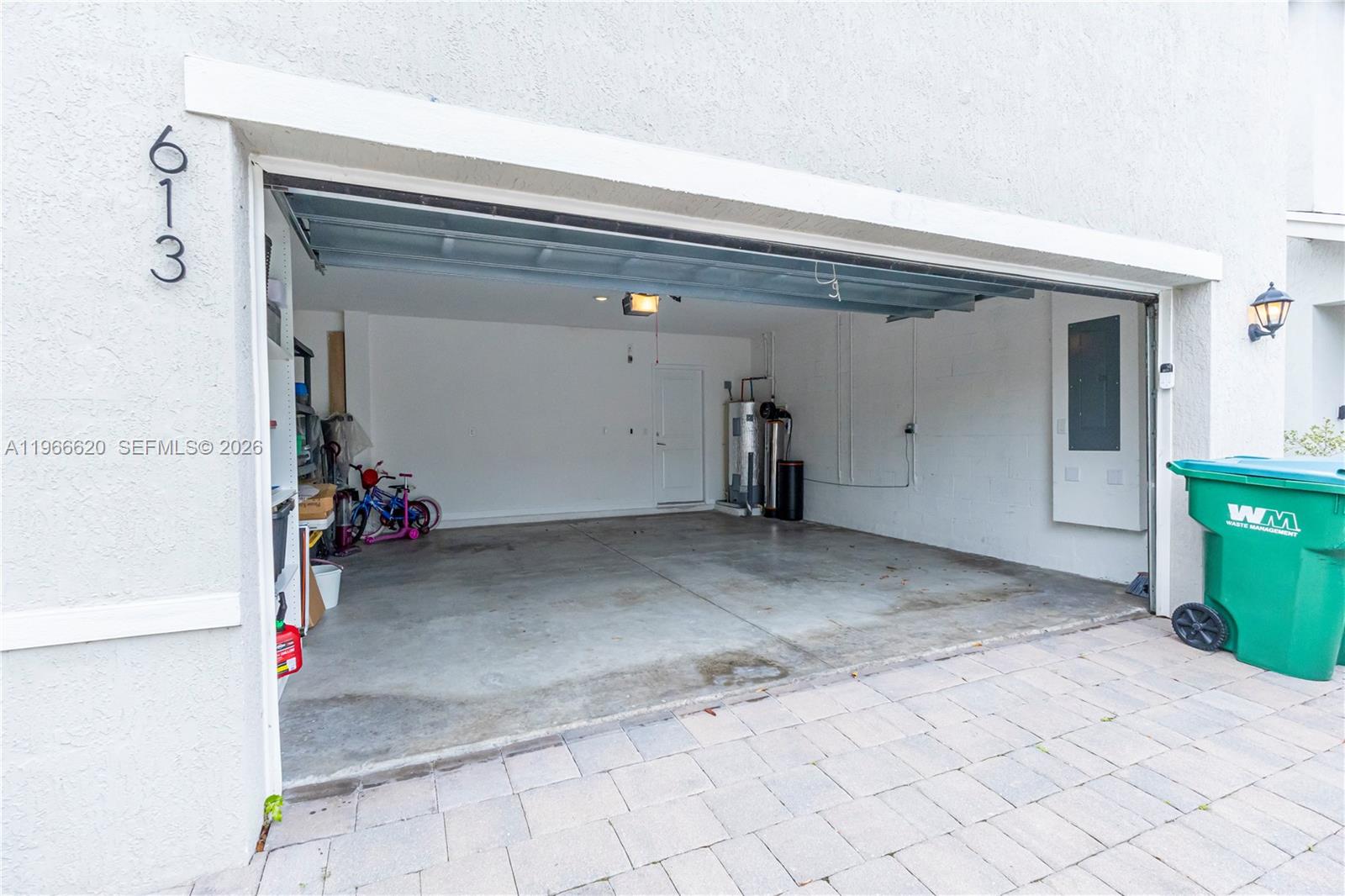 ROYAL HOMES WEST - Residential