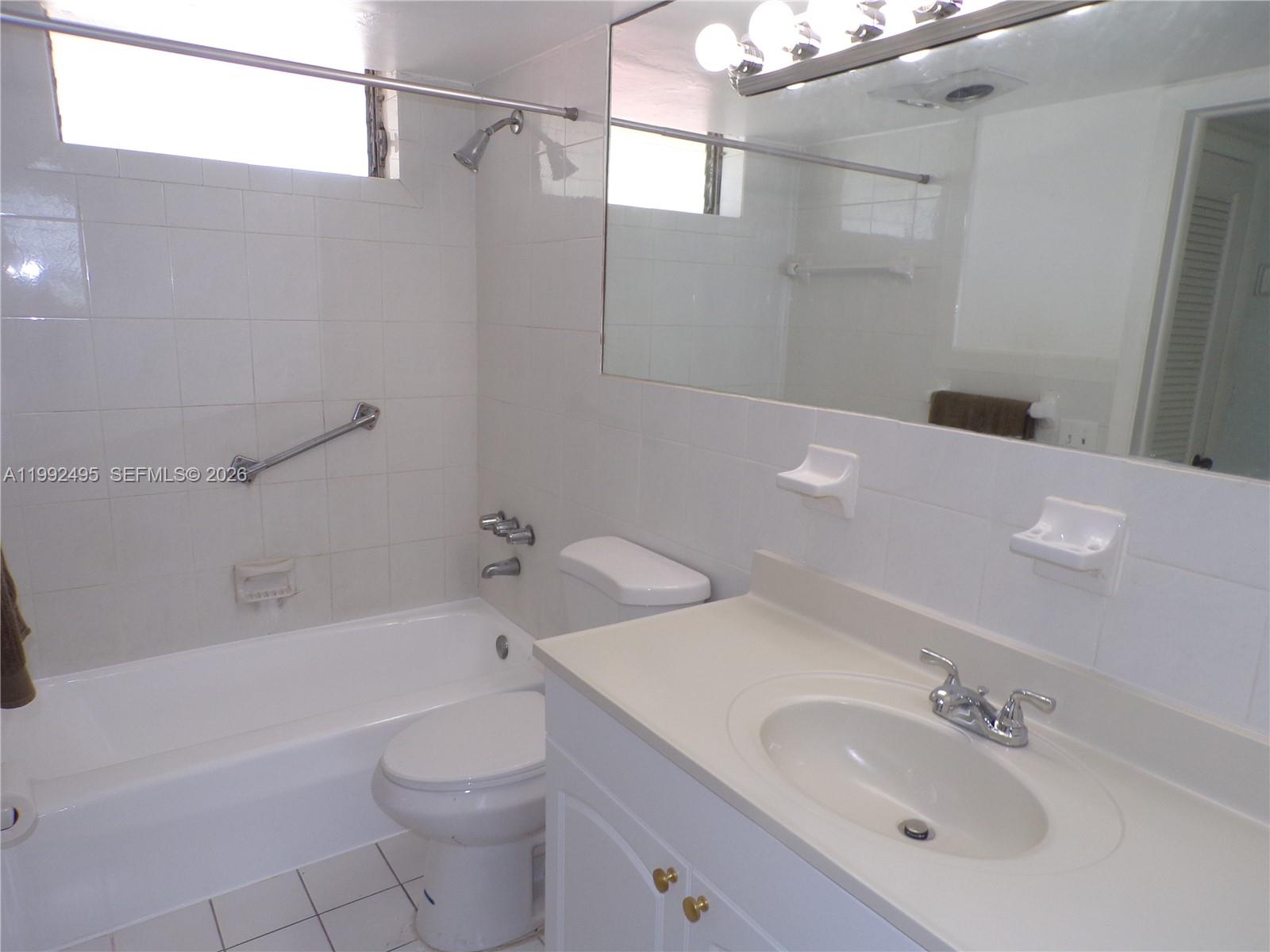 POINT EAST SEC III CONDO - Residential