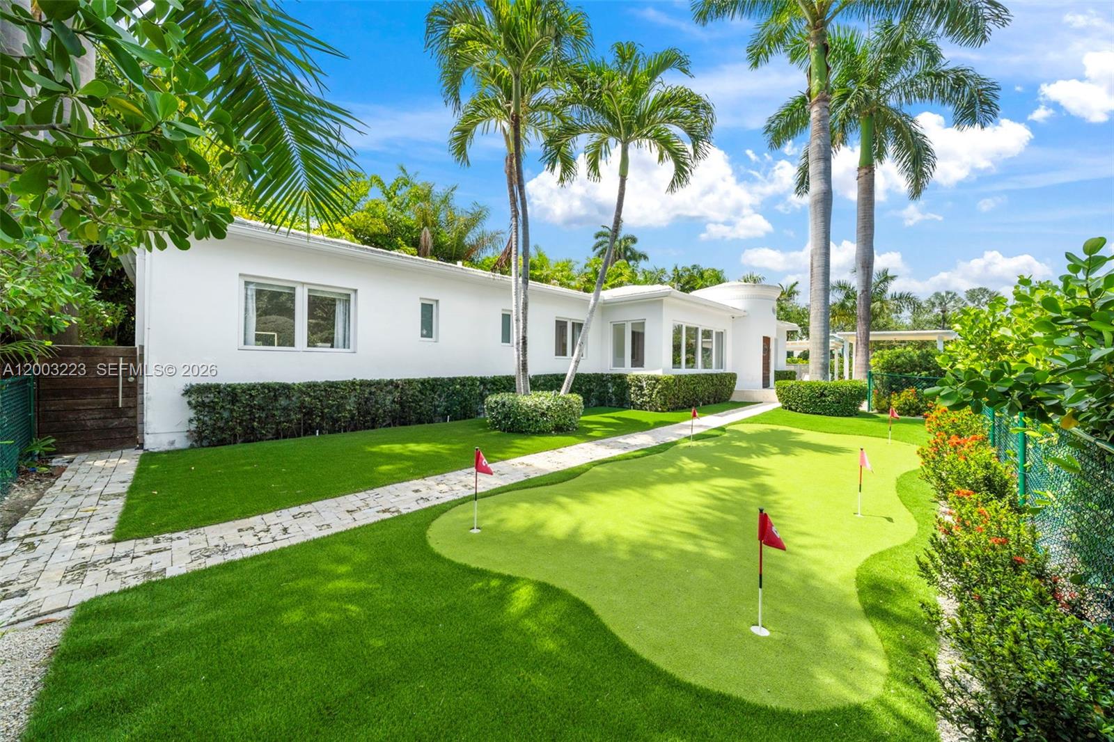 SAN MARINO ISLAND - Residential