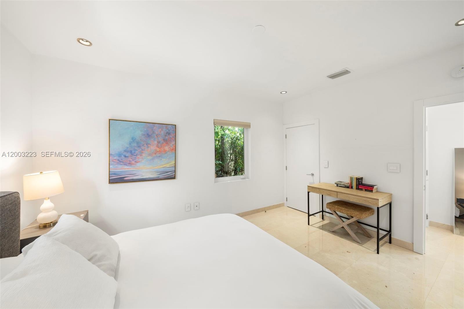 SAN MARINO ISLAND - Residential