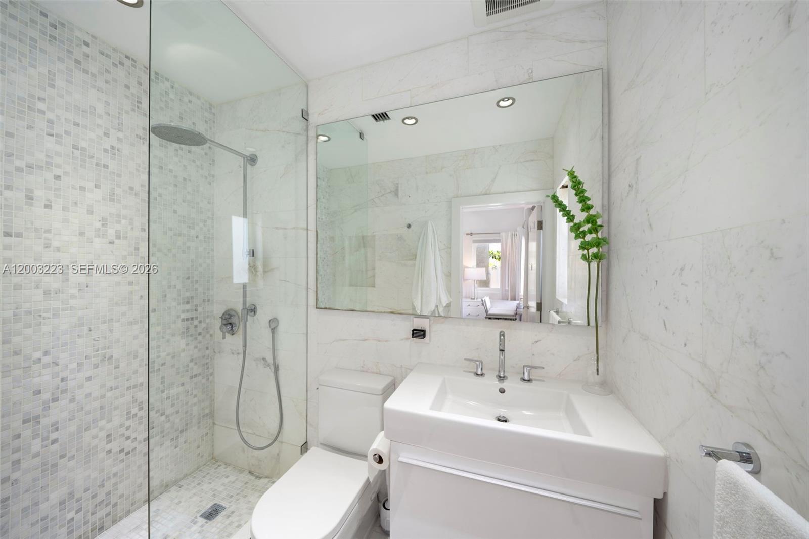 SAN MARINO ISLAND - Residential