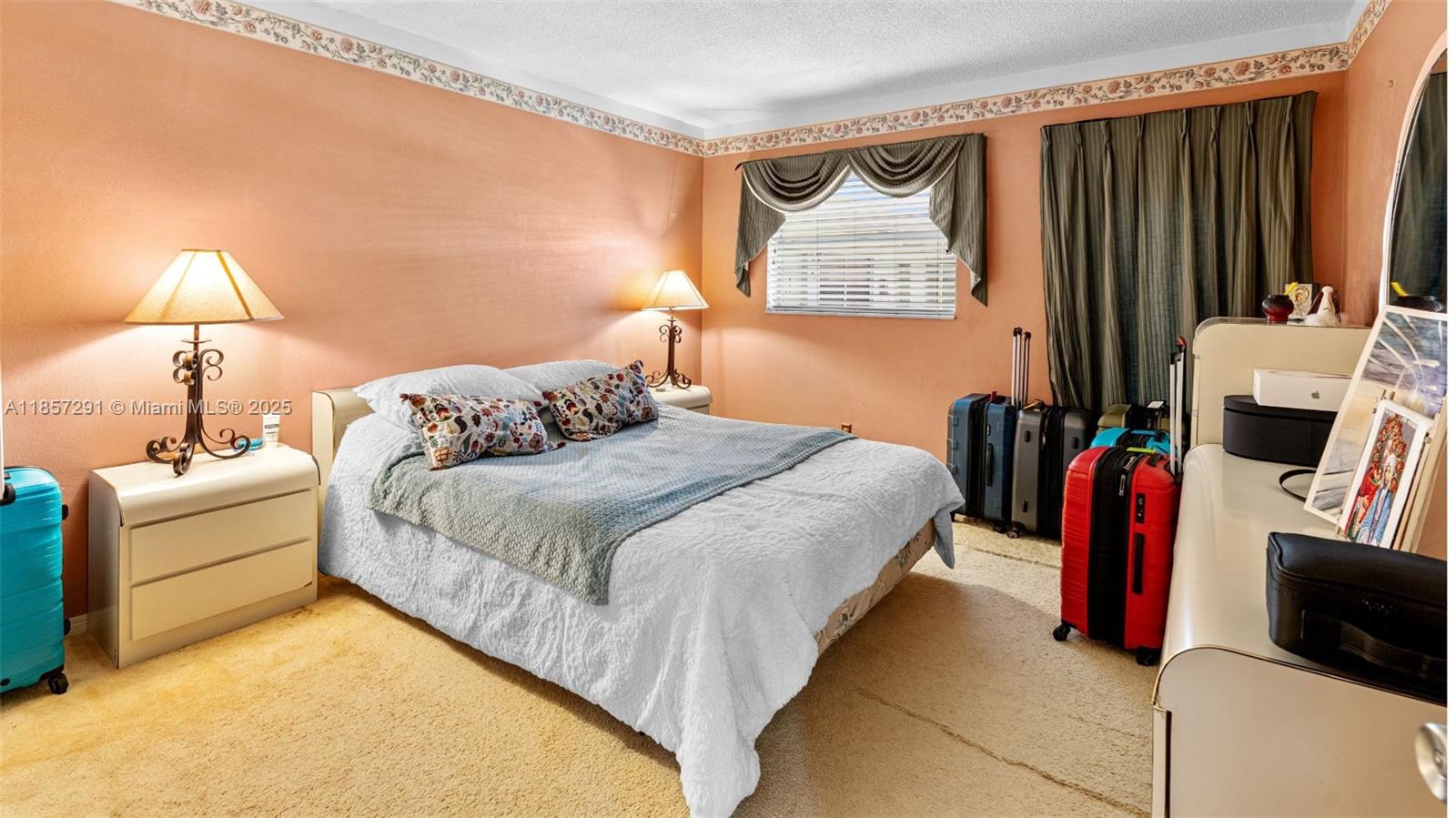 ADMIRAL CONDO APARTMENTS - Residential Lease