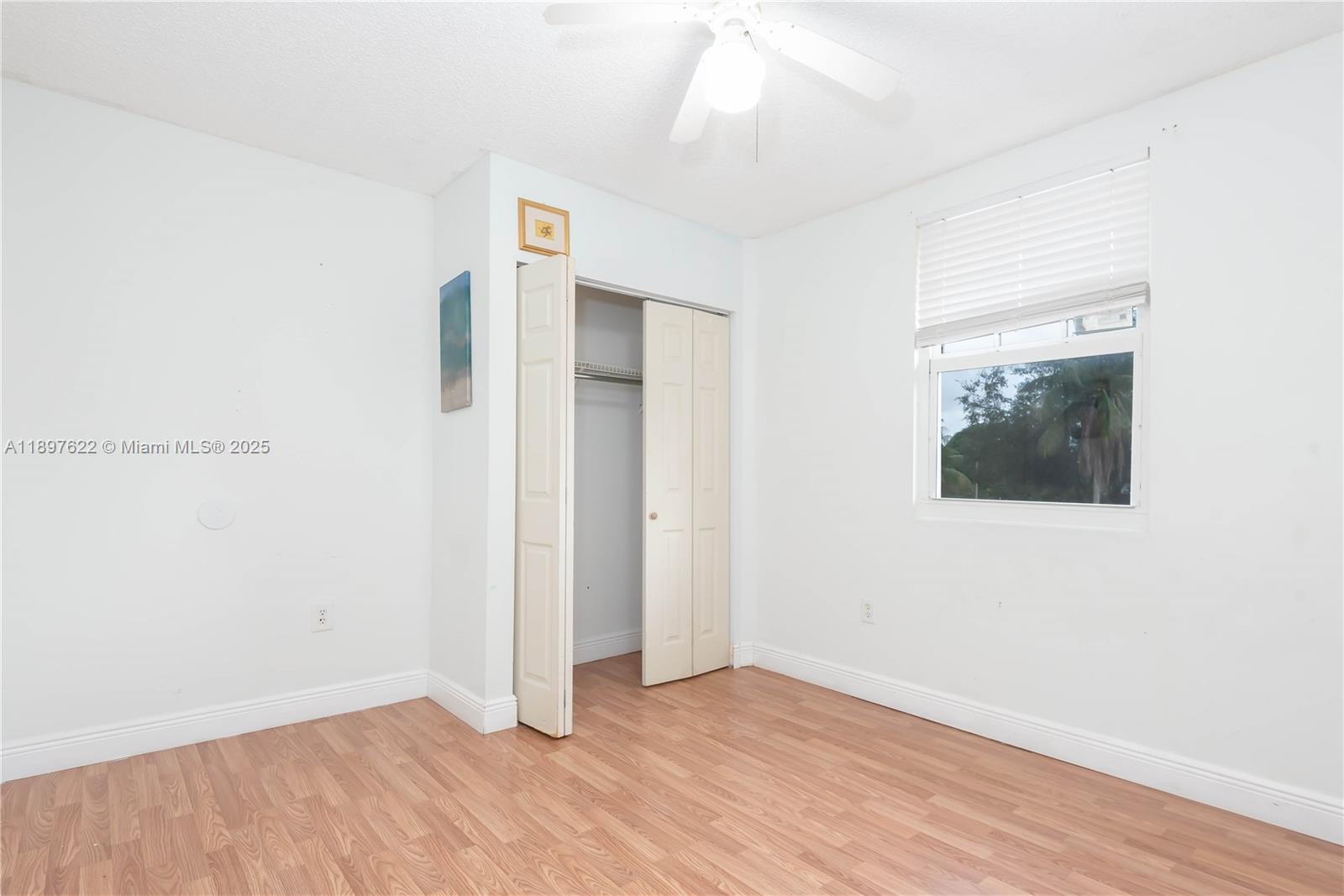 HONEY HILL PARK - Residential