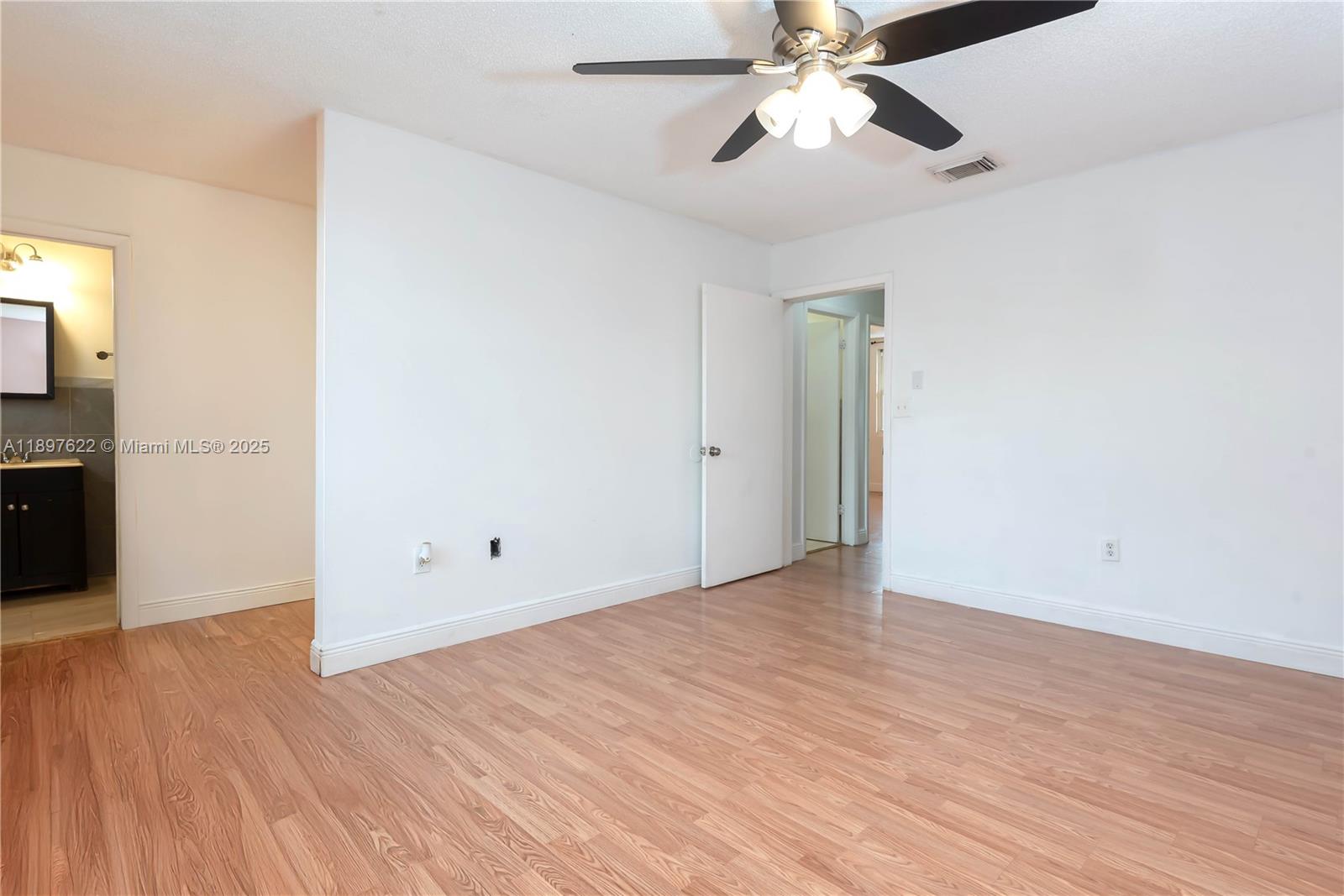 HONEY HILL PARK - Residential